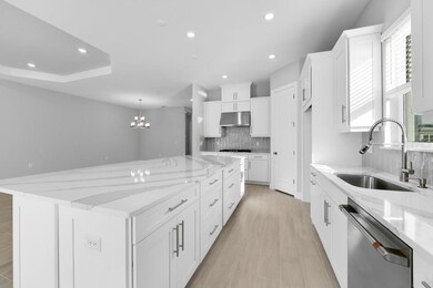 14919 Contenta Loop, Lakewood Ranch, FL 34211 - photo 7