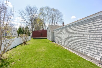 21 Weymouth St, Saco, ME 04072 - photo 7