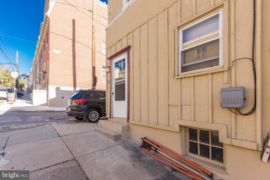 147 Green Ln, Philadelphia, PA 19127 - photo 3