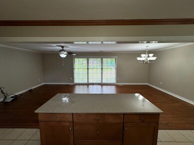 1905 E Lakeridge Dr, Albany, GA 31707 - photo 7