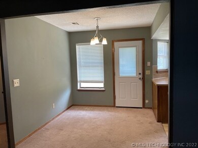 1901 W Honolulu St, Broken Arrow, OK 74012 - photo 3