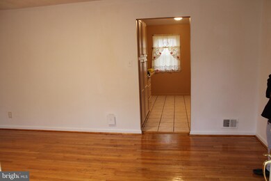 6417 63rd Ave, Riverdale, MD 20737 - photo 2