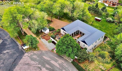 Aerial view of property and surrounding area