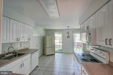 5038 Whetstone Rd, Columbia, MD 21044 - photo 5