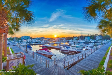 C dock C 27