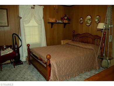 5387 Seagrove Plank Rd, Asheboro, NC 27205 - photo 6