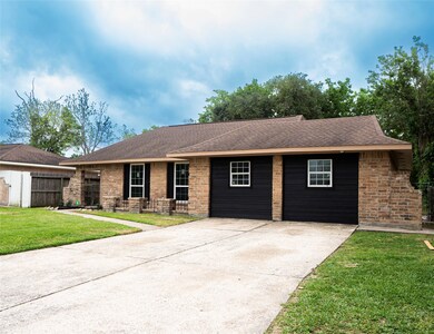 2135 Deerhurst Ln, Houston, TX 77088 - photo 2