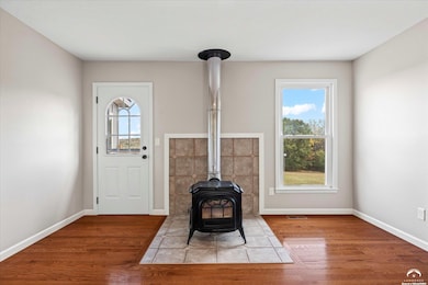 820 E 1000 Rd, Lawrence, KS 66047 - photo 7