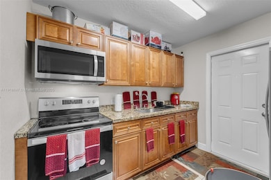 2210 NW 155th St, Opa Locka, FL 33054 - photo 7