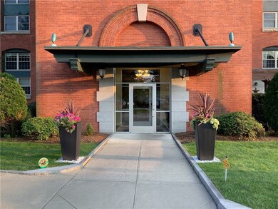 High Rocks Condominiums unit 323, North Smithfield, RI 02896 - photo 3