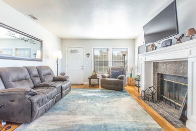 14647 Nurmi St, Sylmar, CA 91342 - photo 5