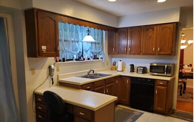 743 NW Harris Lake Dr, Lake City, FL 32055 - photo 3