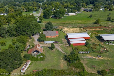 829 W Line St, Dyer, AR 72935 - photo 4