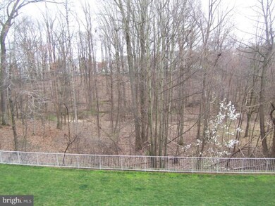 9114 Groffs Mill Dr, Owings Mills, MD 21117 - photo 3