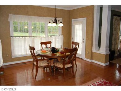 Breakfast Nook - Kitchen breakfast area,  door acc