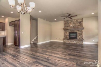 61532 SE Lorenzo Dr, Bend, OR 97702 - photo 7