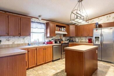 122 Adalida Ln, Springtown, TX 76082 - photo 4