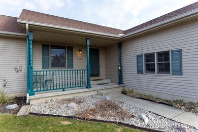 3205 E Daryls Way_3