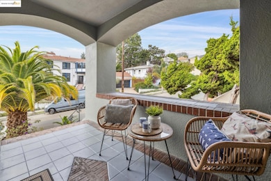 574 Weldon Ave, Oakland, CA 94610 - photo 6