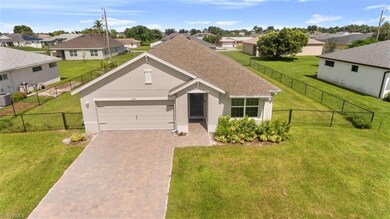 439 NE Juanita Ct, Cape Coral, FL 33909 - photo 5