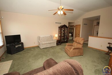 1737 SW Valley View Ct, Topeka, KS 66615 - photo 4
