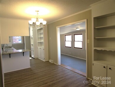 130 E Debbie Ln, Statesville, NC 28625 - photo 4