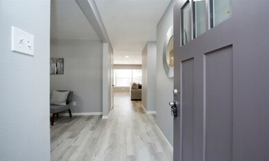 7518 Green Lawn Dr, Houston, TX 77088 - photo 6