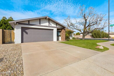 2238 S Saratoga, Mesa, AZ 85202 - photo 3