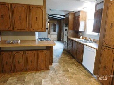 923 Franklin St, Marsing, ID 83639 - photo 6