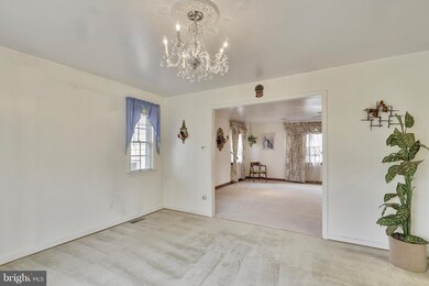 3200 Mccomas Ave, Kensington, MD 20895 - photo 6