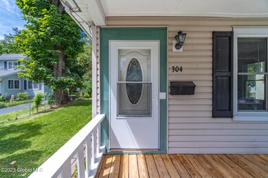 304 S Ten Broeck St, Schenectady, NY 12302 - photo 5