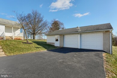 85 Fancy Hill Rd, Boyertown, PA 19512 - photo 5