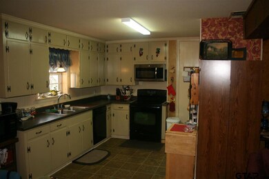 10769 County Road 212, Tyler, TX 75707 - photo 4