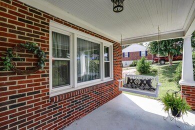 142 Wells Rd, Madison Heights, VA 24572 - photo 4