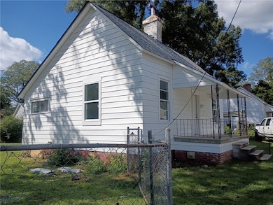 13 Geer St, Belton, SC 29627 - photo 2