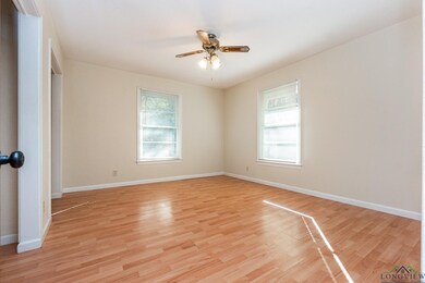 439 Glover Dr, Longview, TX 75601 - photo 6