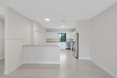 4313 E 8th Ct unit B, Hialeah, FL 33013 - photo 6