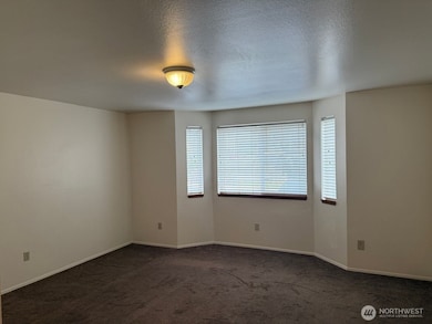 8716 8th Ave W unit D, Everett, WA 98204 - photo 2