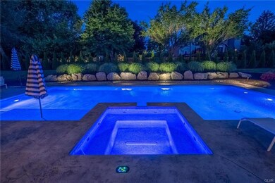 3344 Gristmill Dr, Emmaus, PA 18049 - photo 4