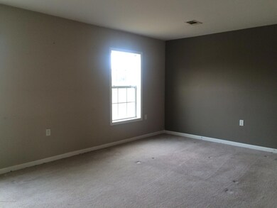 1010 Claire Dr, Taylor, PA 18517 - photo 7