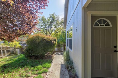 58 SW Leonard St, Grants Pass, OR 97526 - photo 6