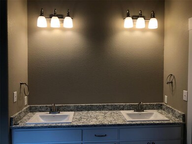 404 Carneros Dr, Sherman, TX 75092 - photo 5