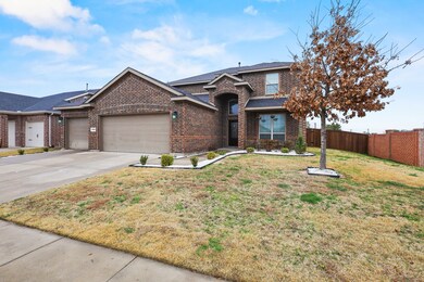 1033 Mercury Dr, Lavon, TX 75166 - photo 2