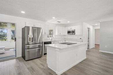 5989 SE 159th Ct, Ocklawaha, FL 32179 - photo 5