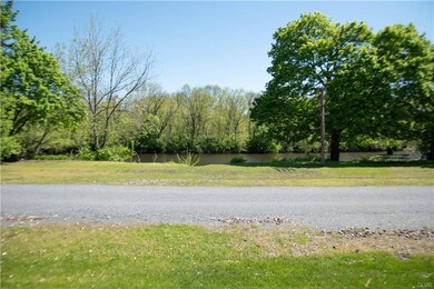 5165 Front St, Whitehall, PA 18052 - photo 2