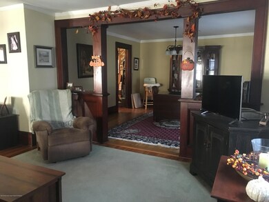 809Forman_Living2