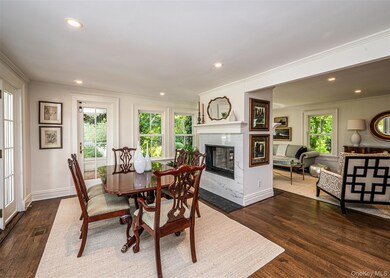 92 S Country Rd, Remsenburg-Speonk, NY 11960 - photo 5