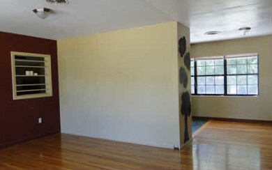 603 NW Holiday Dr, Lake City, FL 32055 - photo 4