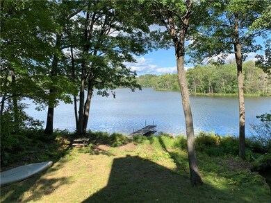 The amazing view of Schoolhouse Lake... privacy at it's best!