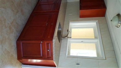 642 N New St, Allentown, PA 18102 - photo 6